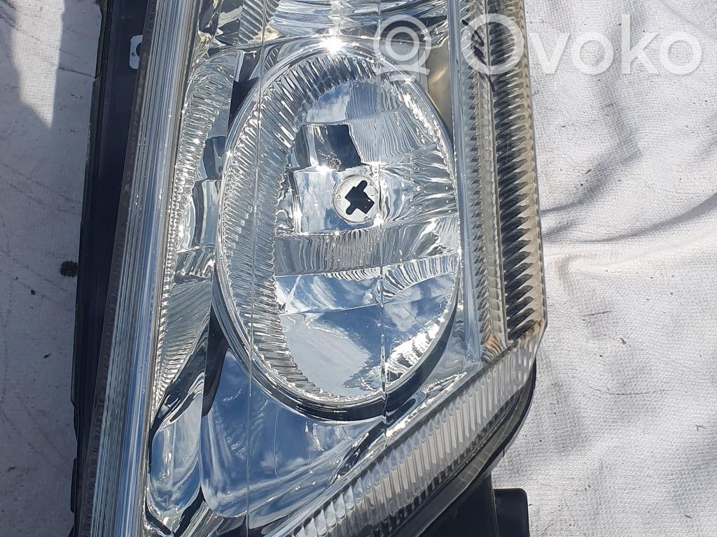 Renault Laguna II Lampa przednia 