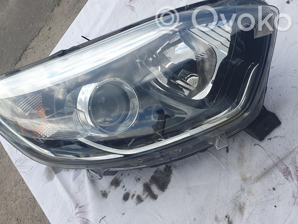 Renault Captur Scheinwerfer 