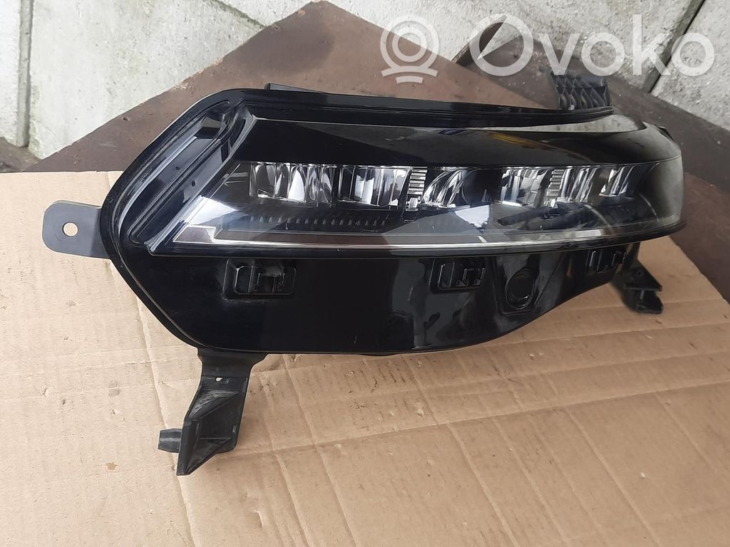 Renault Megane E-Tech Priekšējais lukturis 