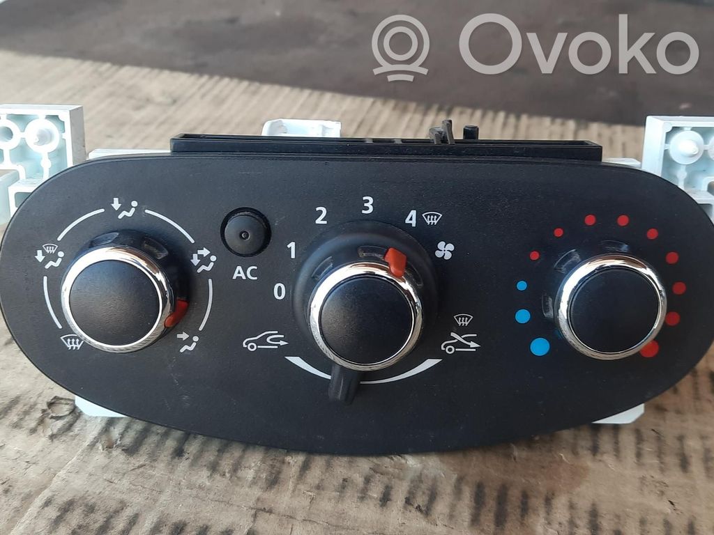 Dacia Lodgy Climate control unit 