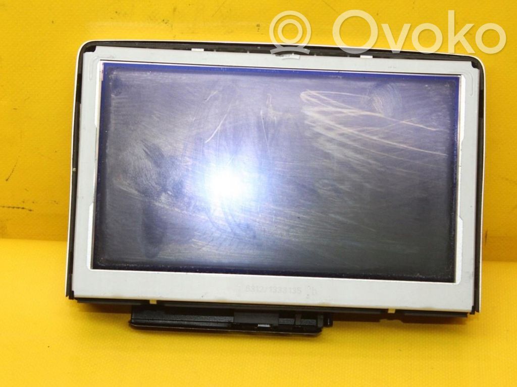 Screen/display/small screen   10032