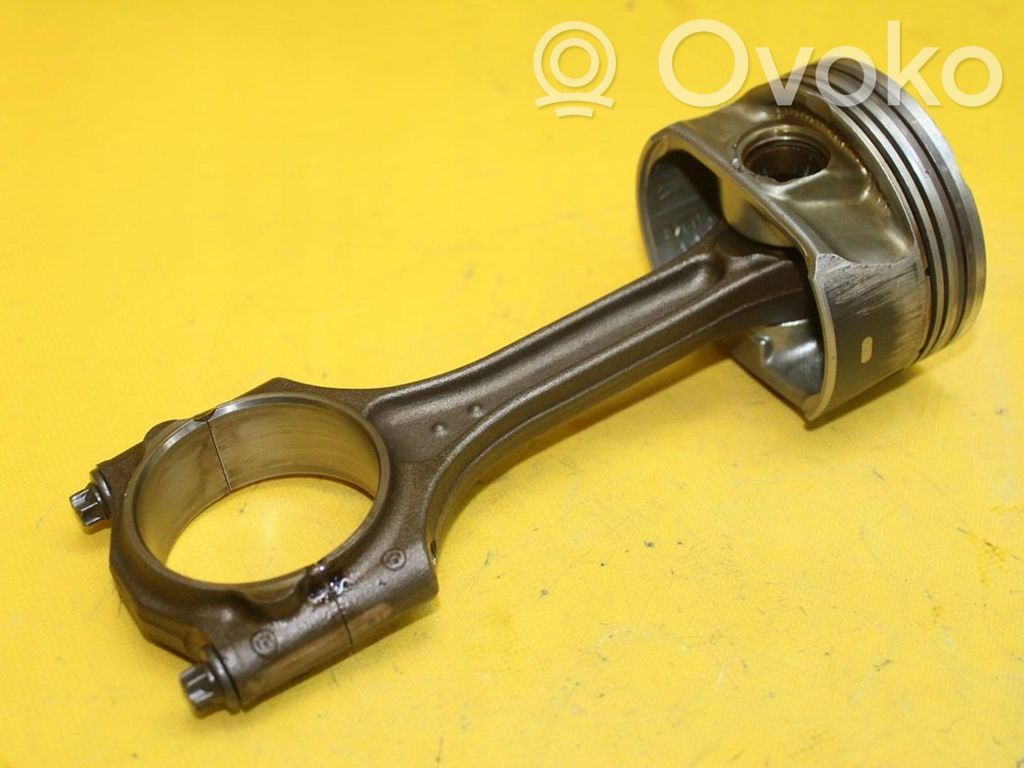 Volvo S60 Piston with connecting rod 