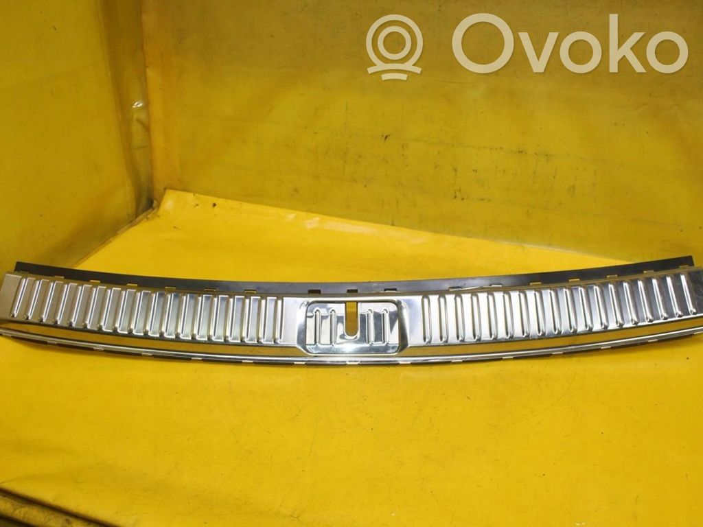 Porsche Cayenne (92A) Rear sill trim cover 