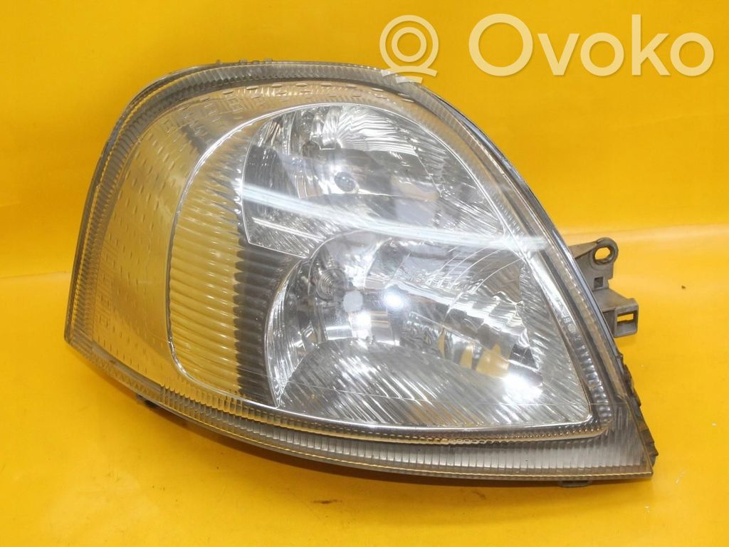 Renault Master II Headlight/headlamp 