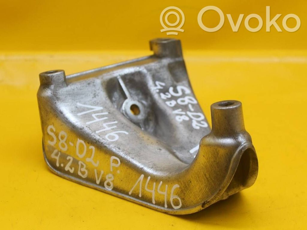 Audi A8 S8 D2 4D Engine mounting bracket 