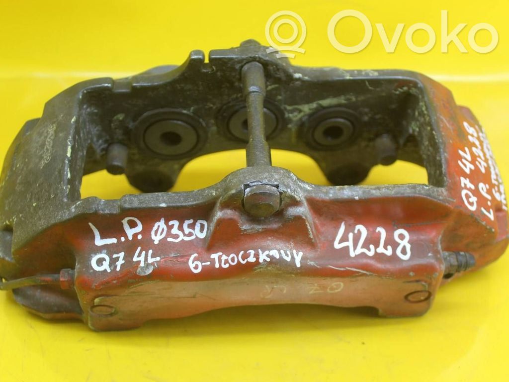 Audi Q7 4L Priekinis suportas 