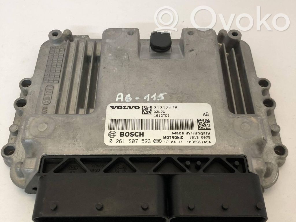 Volvo V60 Engine control unit/module 