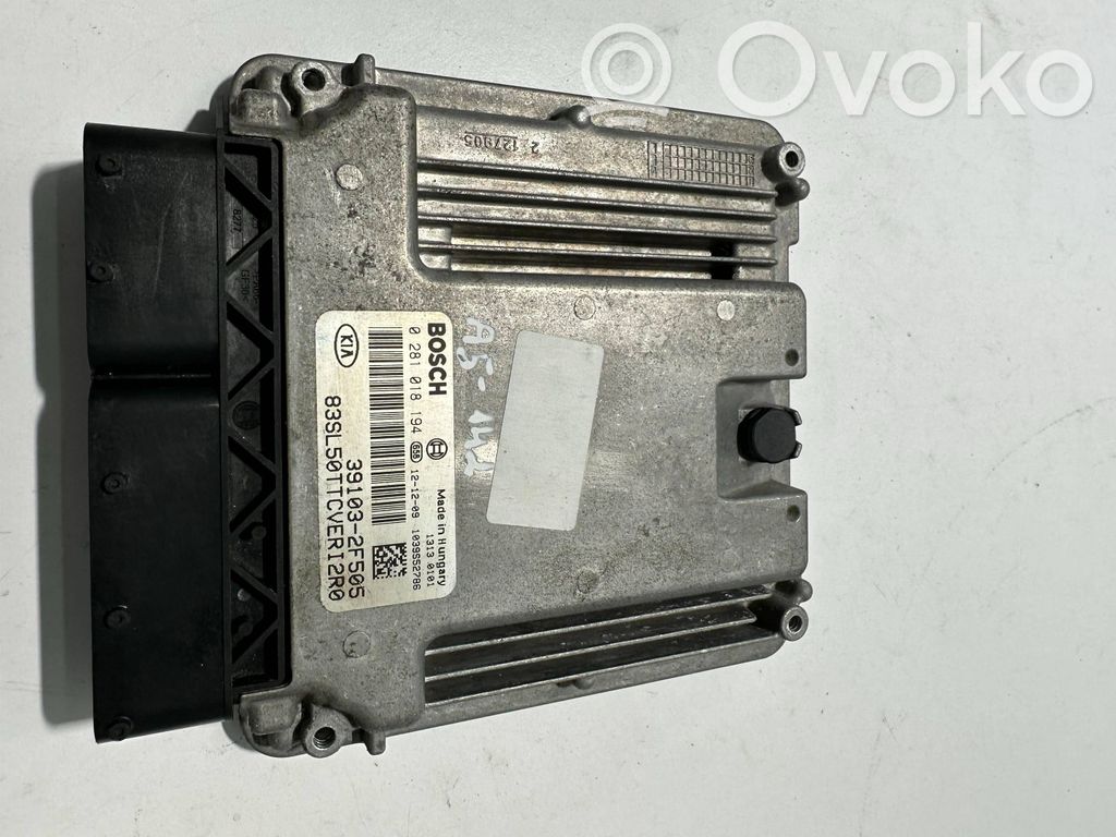 KIA Sportage Engine control unit/module 