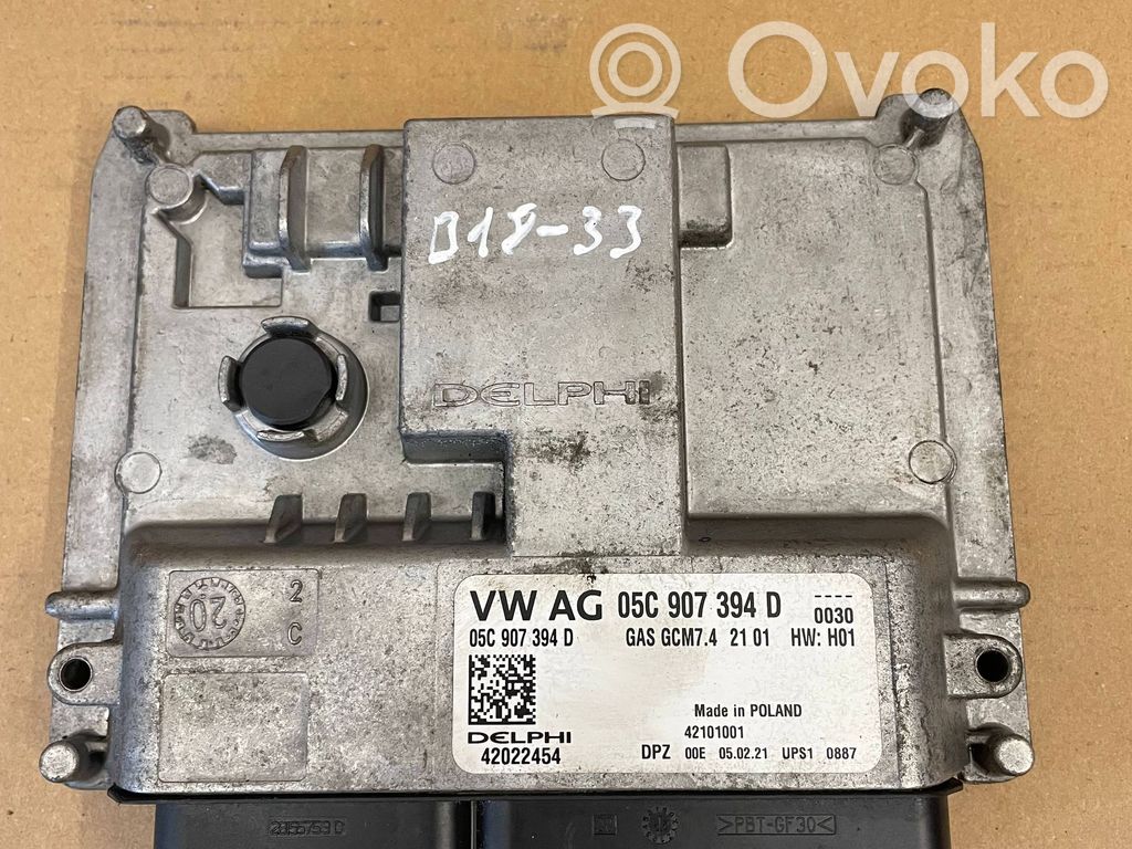 Engine control unit/module   05C907394D,42022454,42101001