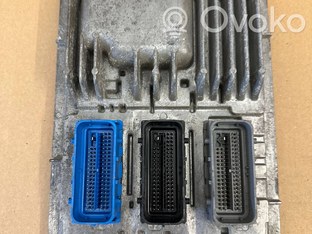 Opel Astra K Engine control unit/module 