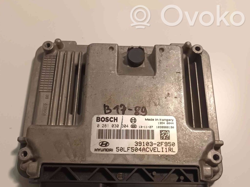 Hyundai ix35 Engine control unit/module 