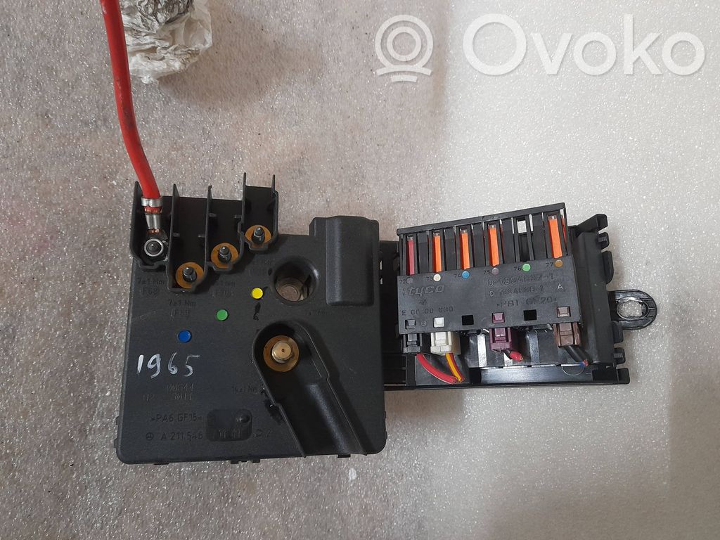 Mercedes-Benz E W211 Fuse box set 