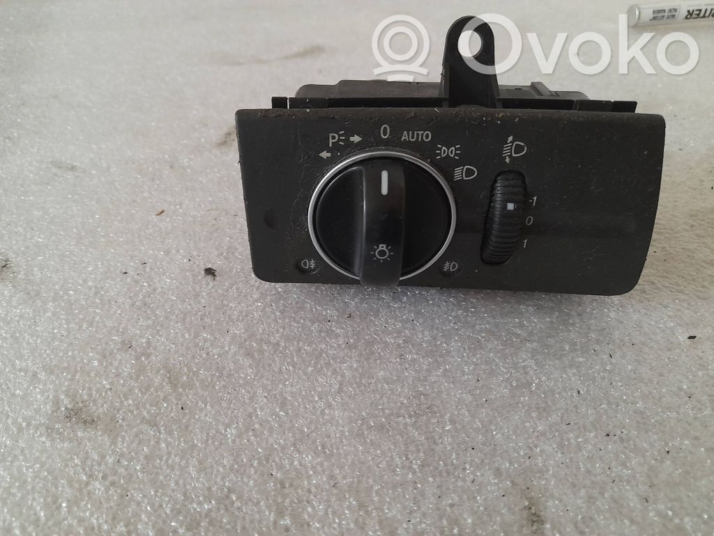 Mercedes-Benz E W211 Interruptor de luz 