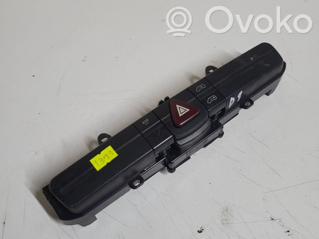 Mercedes-Benz Sprinter W906 Botón interruptor de luz de peligro 