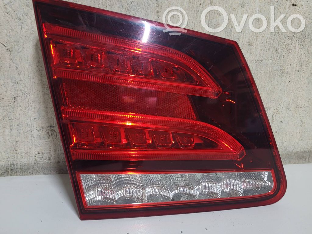 Mercedes-Benz E W212 Lampă spate în capacul portbagajului 