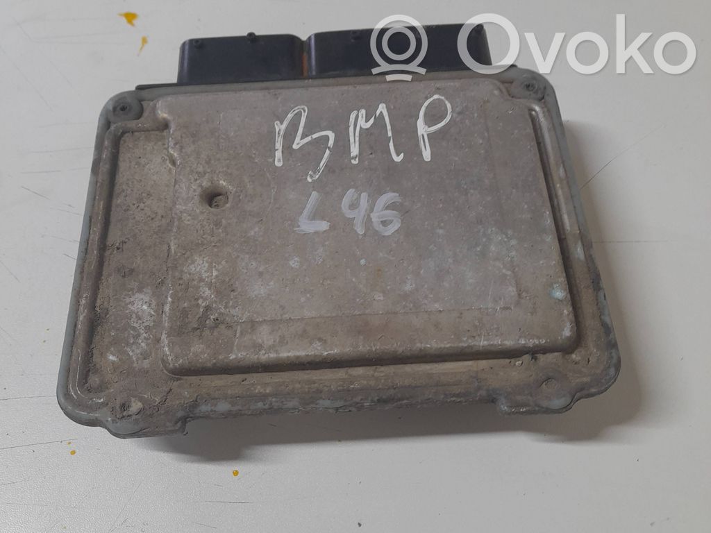Volkswagen PASSAT B6 Sterownik / Moduł ECU 