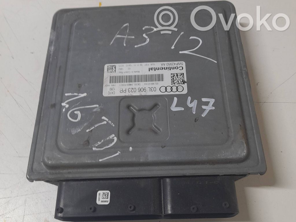 Audi A3 S3 A3 Sportback 8P Engine control unit/module 