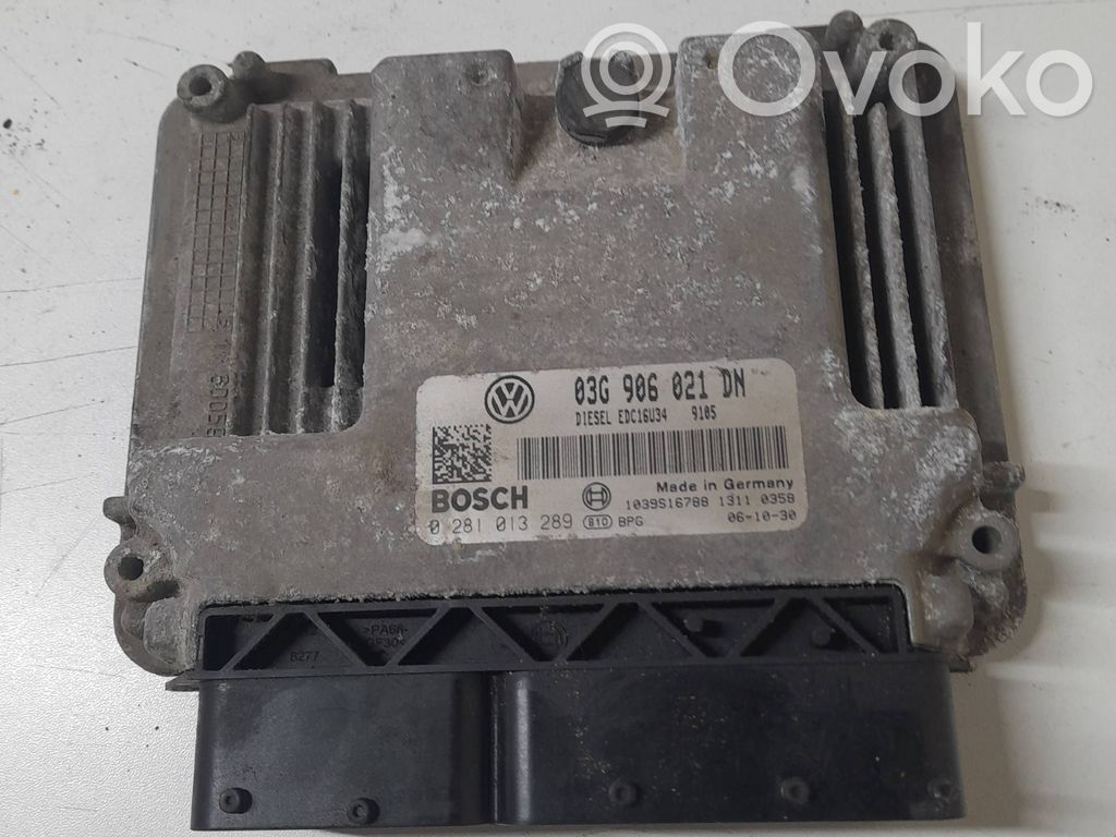 Volkswagen Golf V Engine control unit/module 