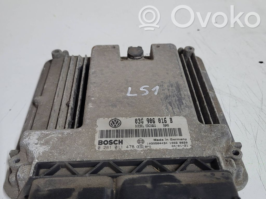 Volkswagen Golf IV Engine control unit/module 