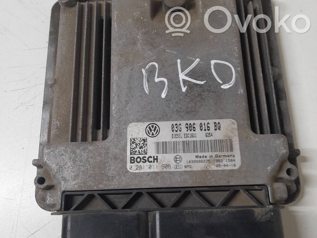Volkswagen Touran I Engine control unit/module 