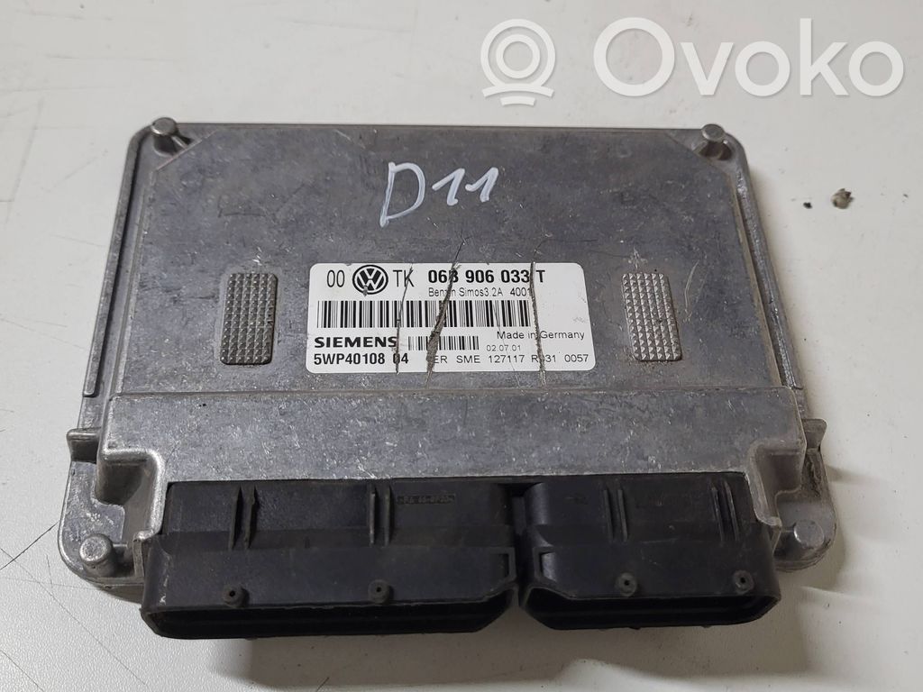 Volkswagen PASSAT B5 Engine control unit/module 