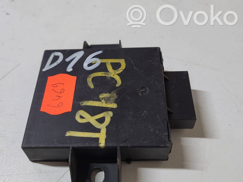 Volkswagen PASSAT B6 Unitate/modul control alarmă 