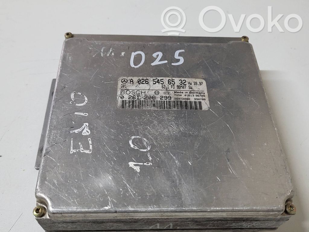 Mercedes-Benz E W212 Engine control unit/module 