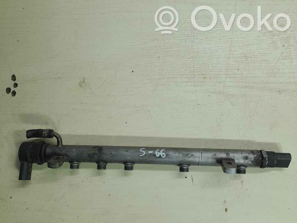 Listwa wtryskowa   A6400701295,2005210