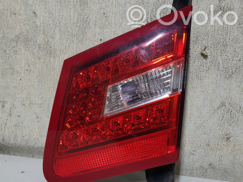 Mercedes-Benz E C207 W207 Lampy tylnej klapy bagażnika 