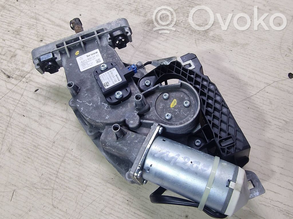 Mercedes-Benz E W212 Tailgate/trunk/boot lift motor 
