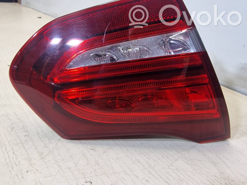 Mercedes-Benz C W205 Lampy tylnej klapy bagażnika 