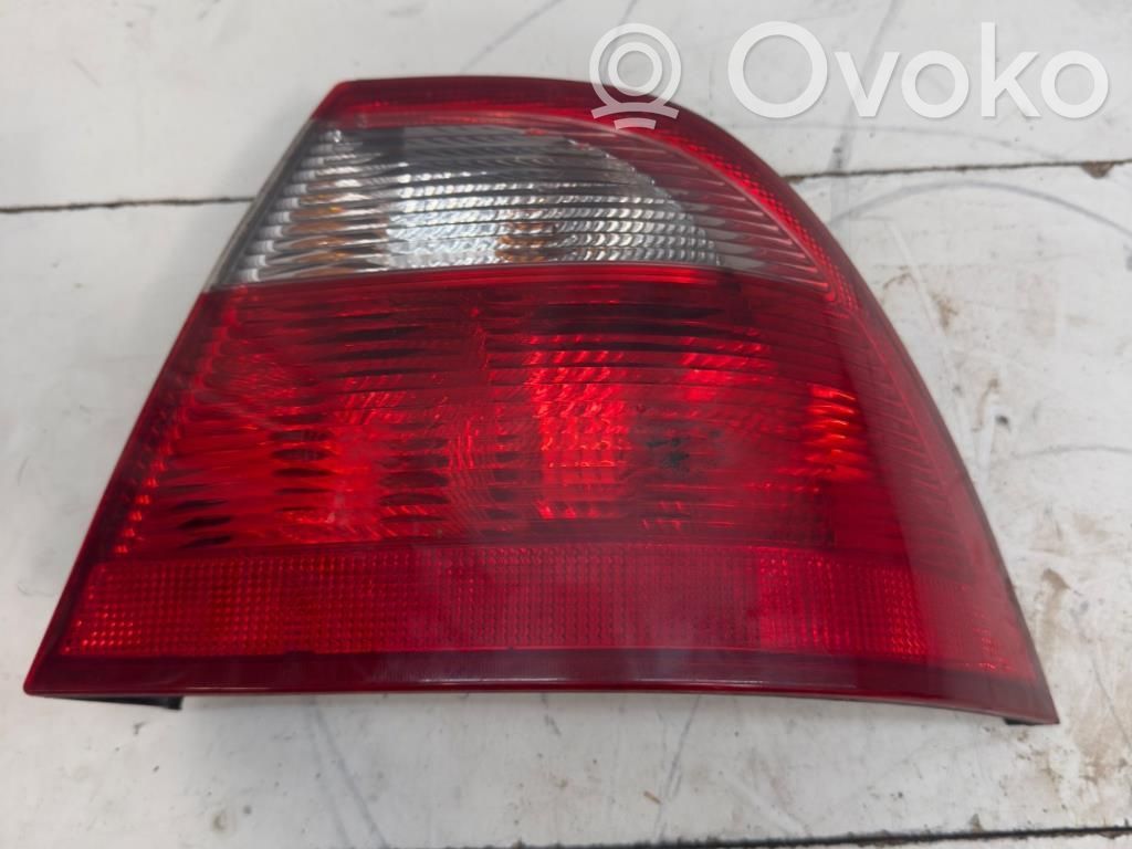 Rear/tail lights