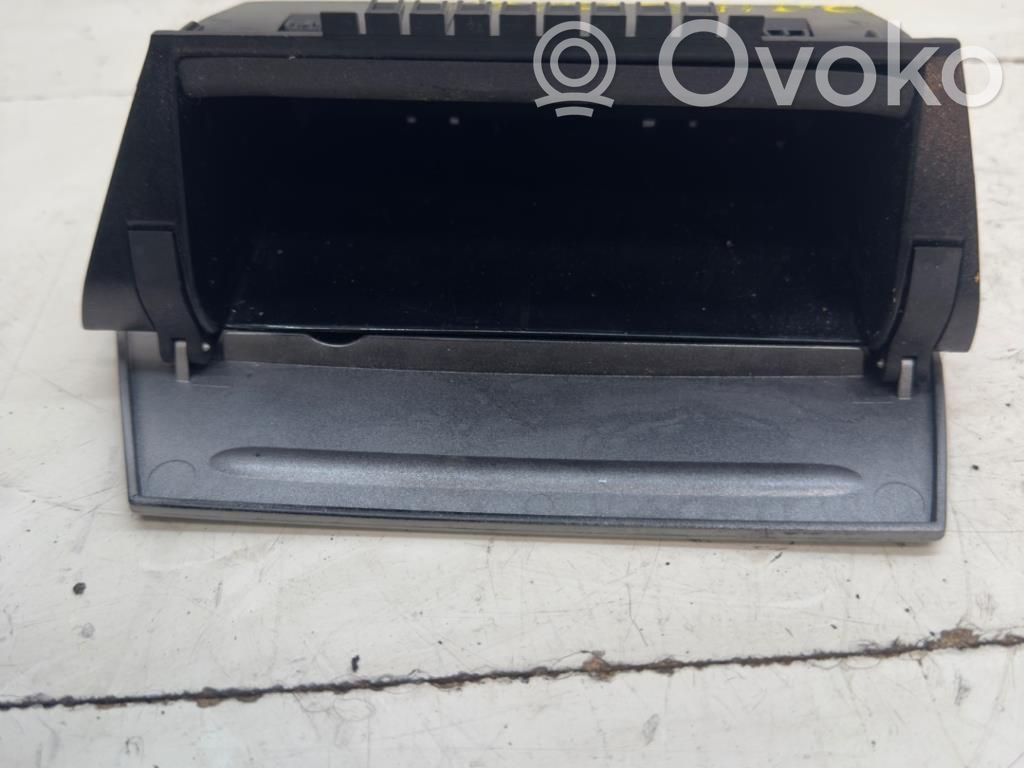 Aschenbecher   8M51A044J53A