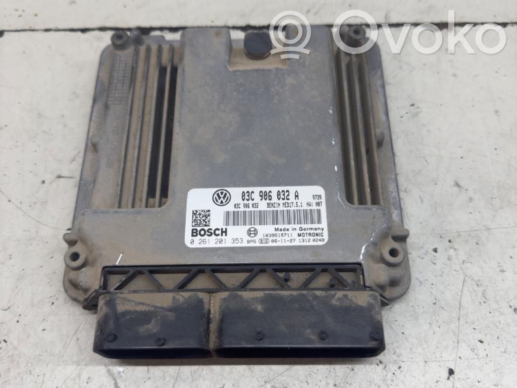 Engine control unit/module ECU   03C906032A