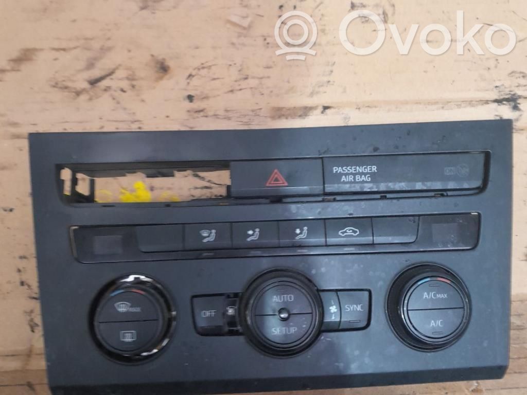 Seat Leon (5F) Climate control unit 