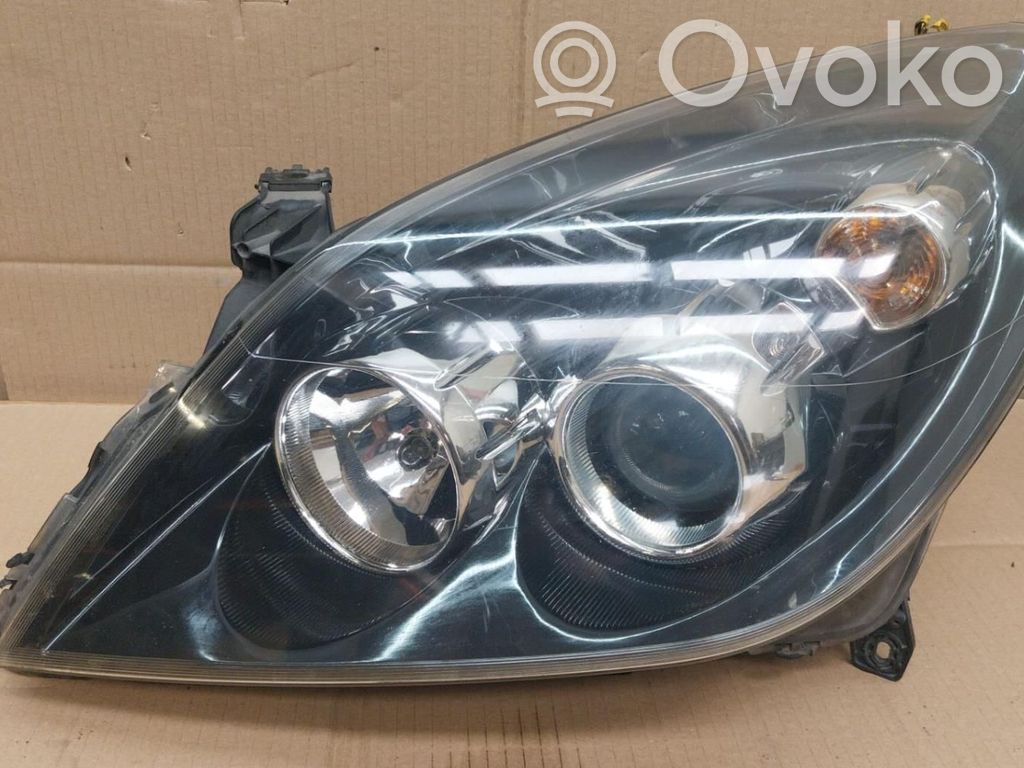 Opel Vectra C Lampa przednia 