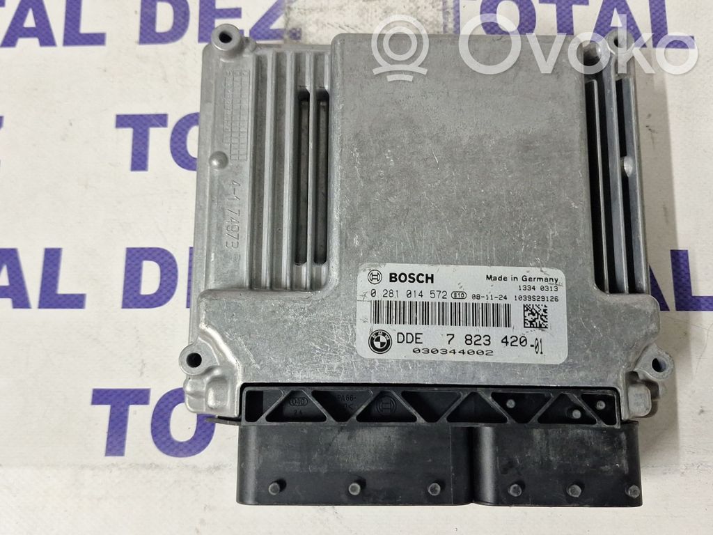 Unidad de control/módulo del motor   7823420,0281014572