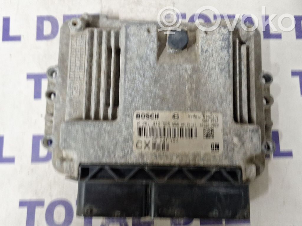Opel Astra H Engine control unit/module 
