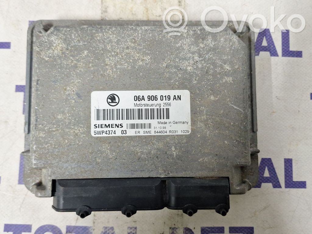 Engine control unit/module   06A906019AN,5WP4374