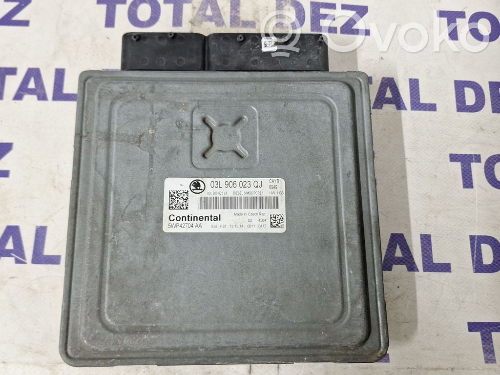 Skoda Fabia Mk2 (5J) Engine control unit/module 