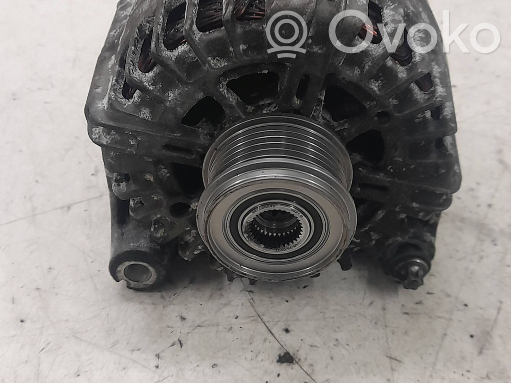 BMW 3 E90 E91 Alternador 