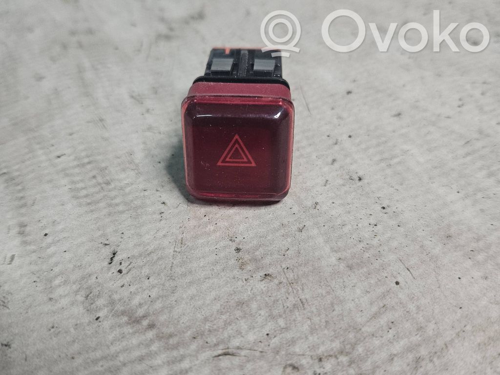 Citroen C3 Picasso Hazard light switch 