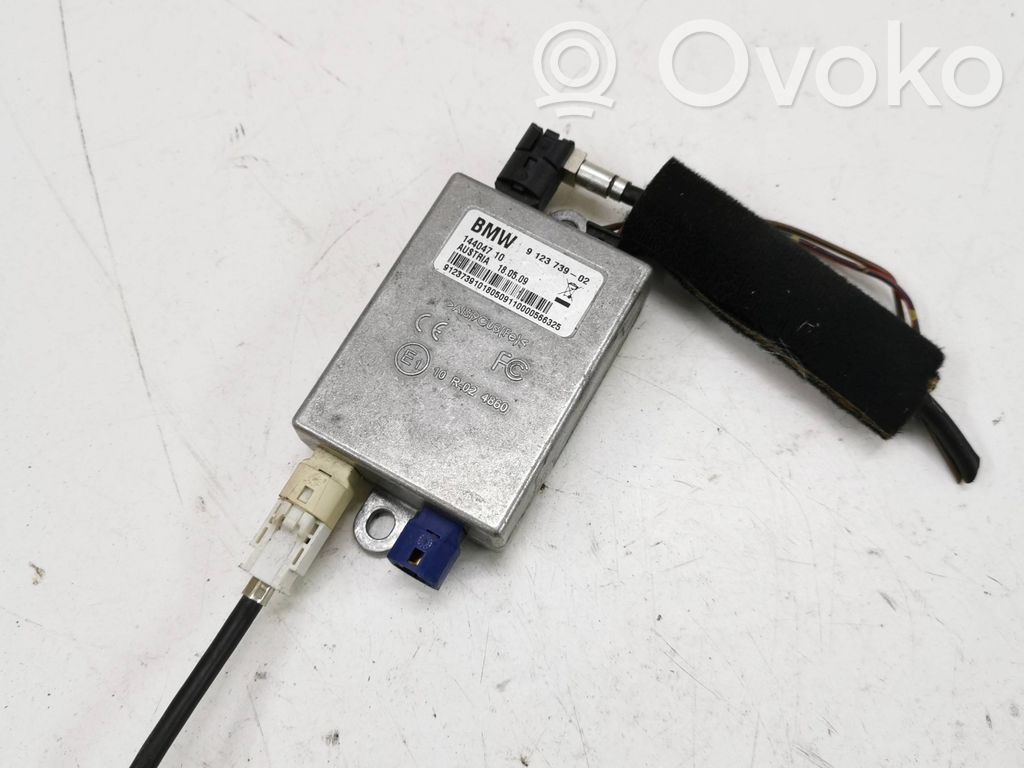 Amplificateur d'antenne   9123739,101024830,14404710