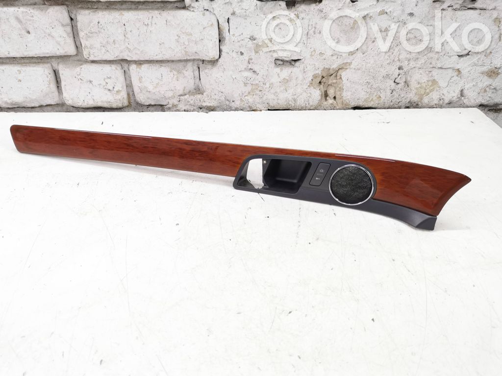 Volkswagen Phaeton Front door trim bar 