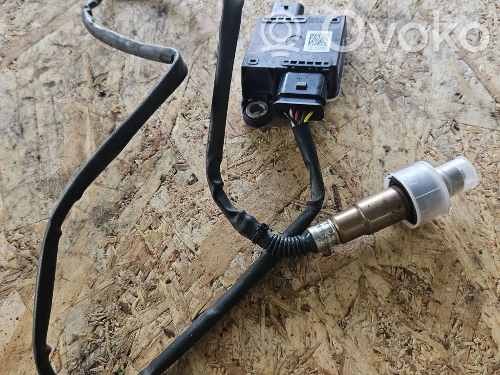 Volkswagen PASSAT B8 Lambda probe sensor 
