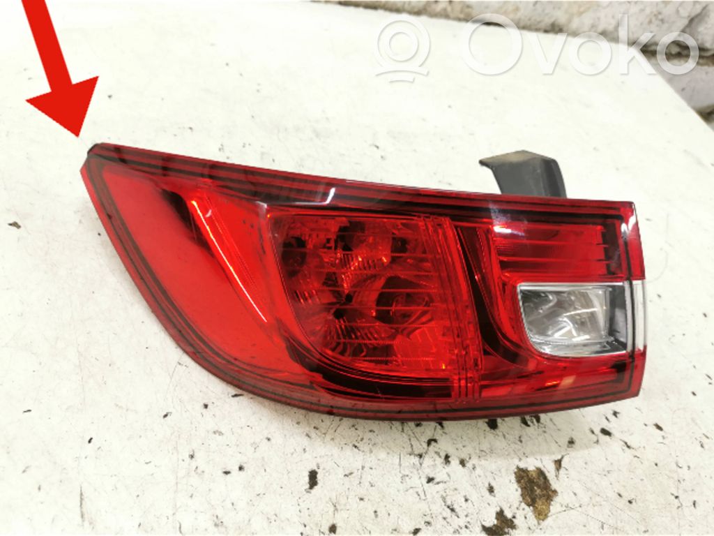 Renault Clio IV Luz trasera/de freno 