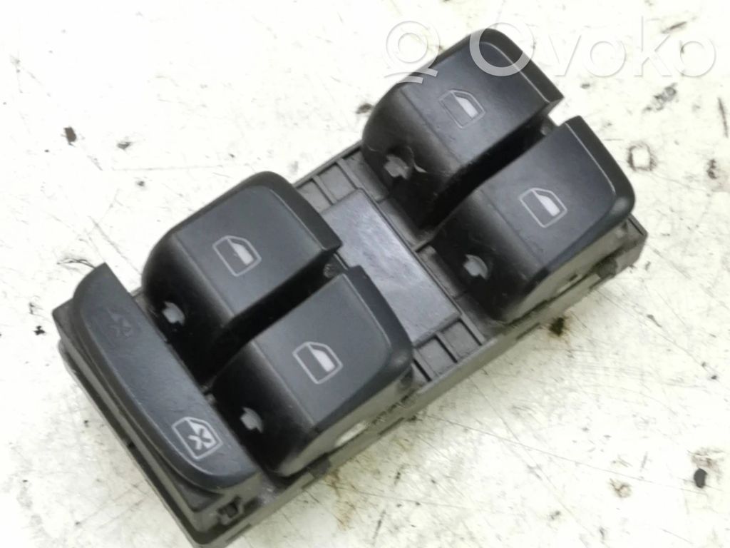 Audi A4 S4 B8 8K Electric window control switch 
