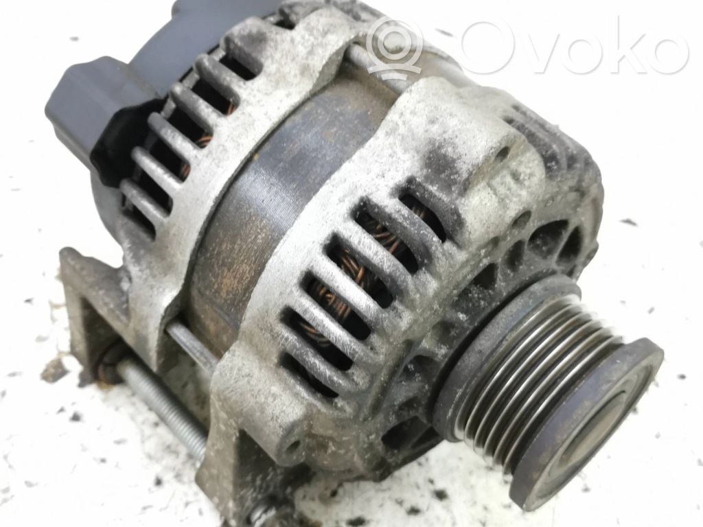 Opel Insignia A Generator/alternator 