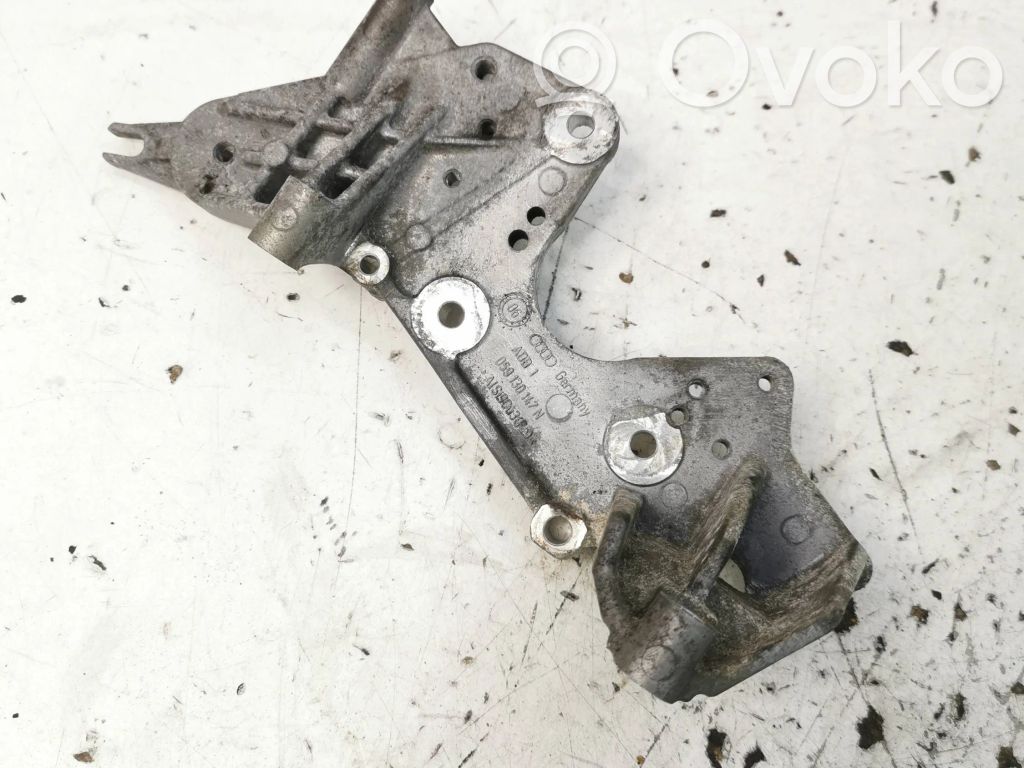 Volkswagen Phaeton Fuel pump bracket 