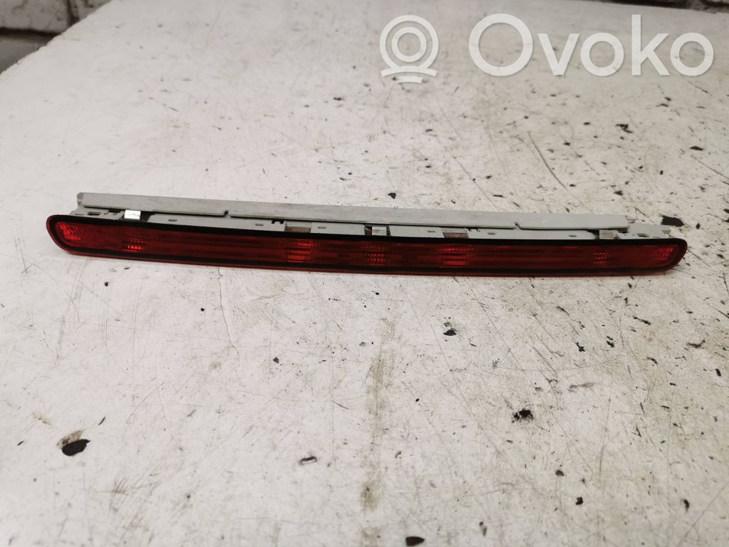 Seat Exeo (3R) Third/center stoplight 
